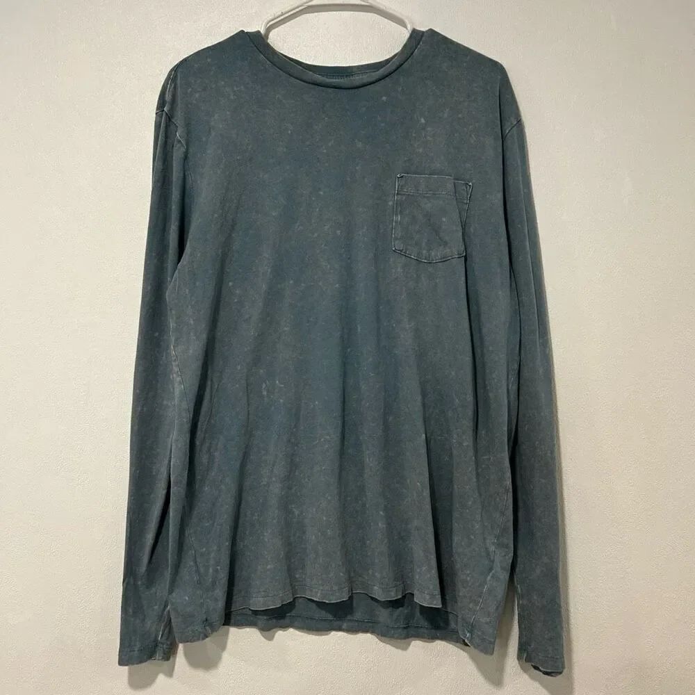 GAP Soft Wash Long Sleeve Shirt Size Large | Faded Blue Vintage Wash